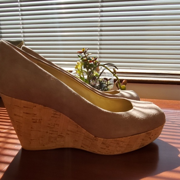 Stuart Weitzman Shoes - Stuart Weitzman wedges tan suede size 10